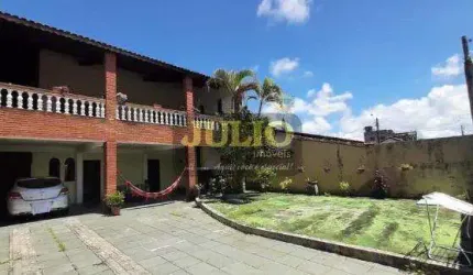 Sobrado à venda em Mongaguá, Agenor de Campos, com 2 quartos, com 217.69 m²