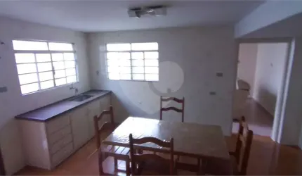 Casa com 3 quartos à venda em Jardim Pacaembu - SP