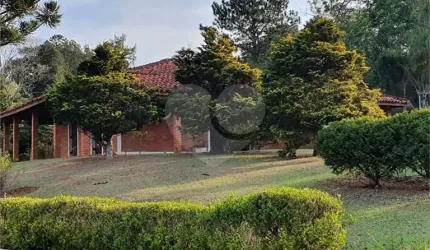 Chácara com 4 quartos à venda em Pinhal - SP