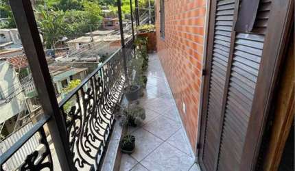 Sobrado com 2 quartos à venda em Jardim Tamoio - SP