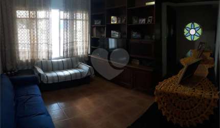 Casa com 3 quartos à venda em Centro - SP