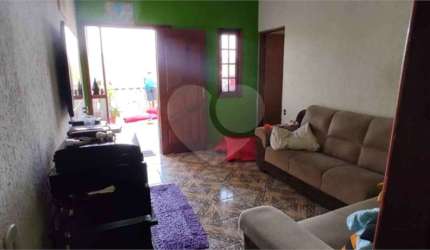 Sobrado com 4 quartos à venda em Jardim Bertioga - SP
