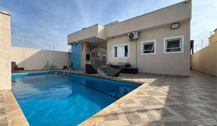 Casa térrea com 3 quartos à venda em Portais (polvilho) - SP