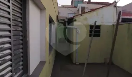 Casa térrea com 3 quartos à venda em Centro - SP