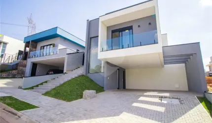 Condomínio com 3 quartos à venda em Jardim Celeste - SP