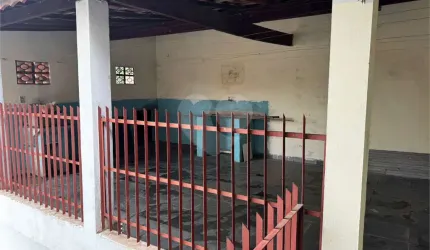 Casa com 3 quartos à venda em Parque Almerinda Pereira Chaves - SP