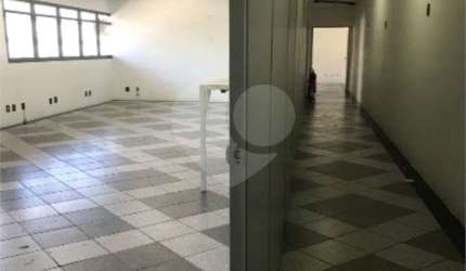 Salas para locação em Distrito Industrial - SP