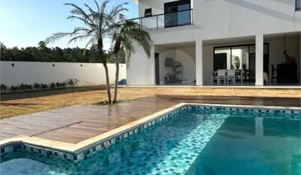 Condomínio com 3 quartos à venda em Medeiros - SP