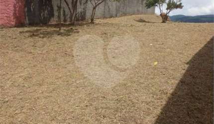 Terreno para locação em Vila Santana Ii - SP
