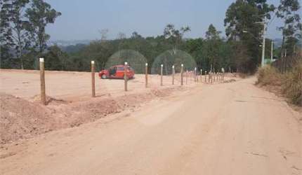 Área de Terra à venda ou para locação em Parque São Luiz - SP