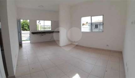 Casa com 2 quartos à venda em Nova Trieste - SP
