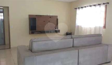 Chácara com 4 quartos à venda em Bananal - SP