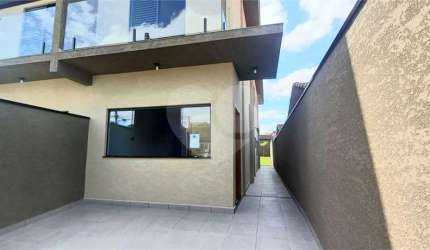 Sobrado com 3 quartos à venda em Alvinópolis - SP