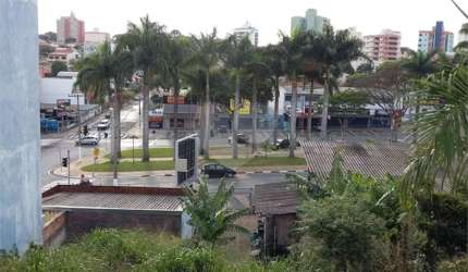 Terreno à venda em Jardim Planalto - SP