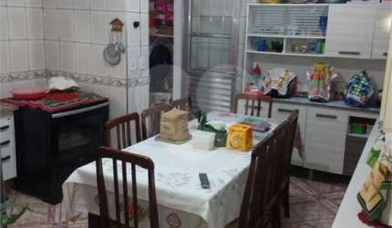 Sobrado com 5 quartos à venda em Jardim Arco Íris - SP