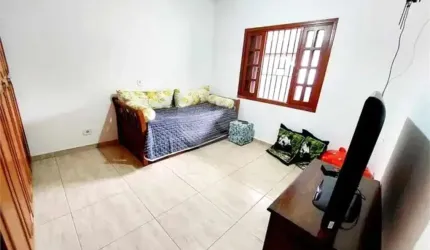 Casa com 3 quartos à venda em Jardim Salessi - SP