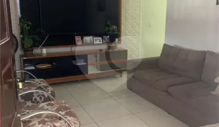 Casa com 3 quartos à venda em Jardim Trevo - SP