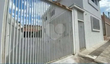 Casa com 4 quartos para locação em Anhangabaú - SP