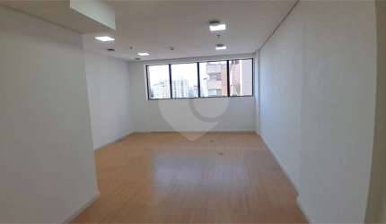 Salas para locação em Vila Boaventura - SP
