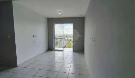 Apartamento com 3 quartos para locação em Jardim Tamoio - SP