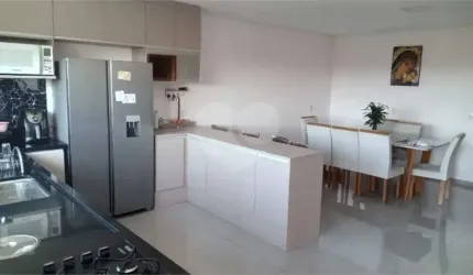 Condomínio com 3 quartos à venda em Jardim Promeca - SP