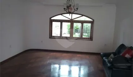 Casa com 3 quartos à venda em Jardim Messina - SP