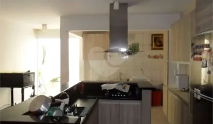 Sobrado com 2 quartos à venda em Parque Residencial Eloy Chaves - SP