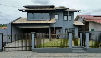 Casa com 4 dormitórios à venda, 248 m² por R$ 1.450.000 - Santo Antônio - Joinville/SC