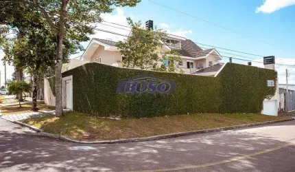 Residencia Alto Padrao de esquina.