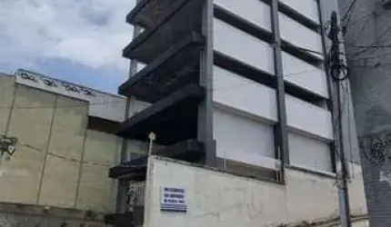 Predio comercial na Avenida Brasil