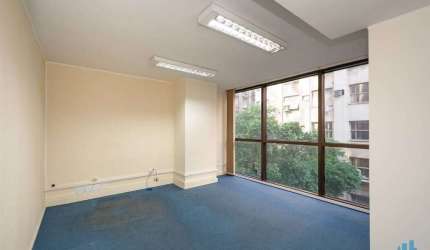 Sala comercial com 150m na Rua do Carmo