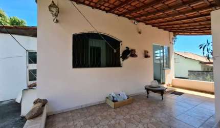 Casa para Venda em São Gonçalo, Jardim Nova República, 3 dormitórios, 1 suíte, 3 banheiros, 1 vaga