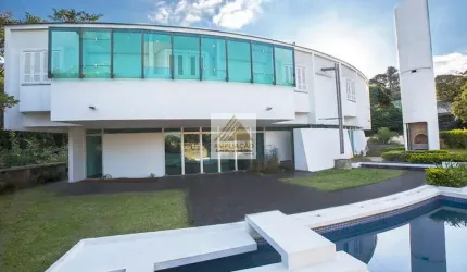 Casa com 6 suítes e 6 vagas na Cidade Jardim