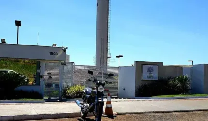 Apartamento com 2 quartos à venda na Rua Tanganica, Ouro Verde, Londrina por R$ 255.000