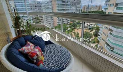 Apartamento espaçoso com 4 quartos, varanda gourmet e vista panorâmica incrível