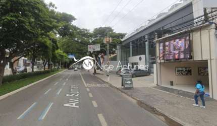 Imóvel comercial com renda na Avenida Sumaré com renda