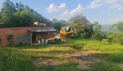 Chácara Ponunduva  2363m2  casa de 3 cômodos para acabar árvores frutíferas