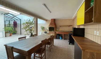 Casa Térrea - Bairro Marapé - Santos/SP.