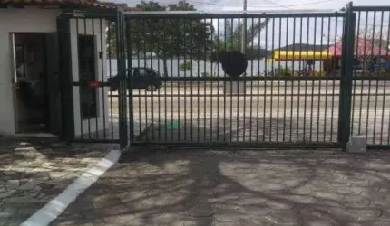 Apartamento Duplex com 2 dormitórios à venda, 94 m² por R$ 395.000,00 - Palmeiras - Cabo Frio/RJ