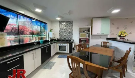 Casa com 5 dormitórios à venda por R$ 2.650.000 - Novo Portinho - Cabo Frio/RJ