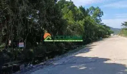 Terreno na praia do Mariscal em Bombinhas