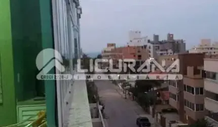 Cobertura mobiliada com 03 quartos sendo 01 suíte com garagem na praia de Bombas