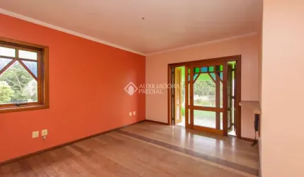 Casa com 3 quartos à venda na Rua Augusto Lourenço Martins, 110, Vila Nova, Porto Alegre, 185 m2 por R$ 530.000