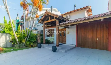 Casa com 3 quartos à venda na Rua Engenheiro Otacílio Oliveira, 207, Ipanema, Porto Alegre, 178 m2 por R$ 630.000