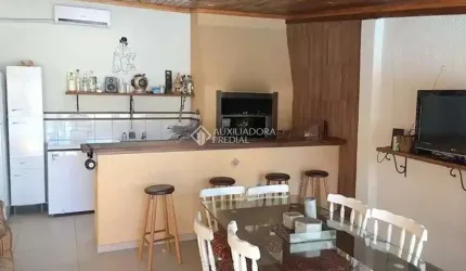 Casa com 4 quartos à venda na Rua Tupã, 141, Vila Assunção, Porto Alegre, 198 m2 por R$ 1.280.000
