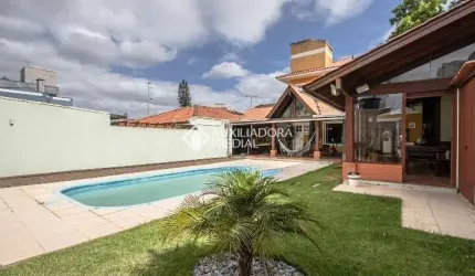 Casa em condomínio fechado com 3 quartos à venda na Rua Líbia, 132, Vila Ipiranga, Porto Alegre, 246 m2 por R$ 1.380.000