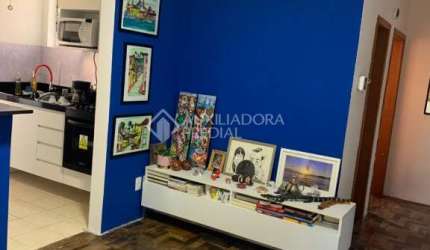 Apartamento com 3 quartos à venda na Rua Moyses Antunes da Cunha, 105, Santo Antônio, Porto Alegre, 60 m2 por R$ 250.000