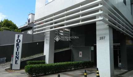 Sala comercial à venda na Rua Felipe Neri, 287, Auxiliadora, Porto Alegre, 47 m2 por R$ 400.000