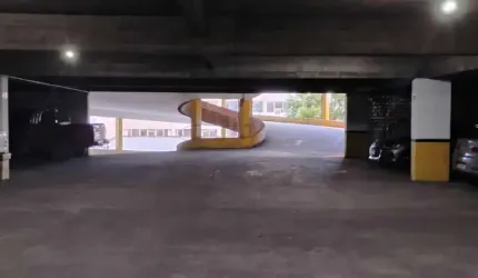 Garagem à venda na Avenida Independência, 160, Independência, Porto Alegre, 13 m2 por R$ 40.000