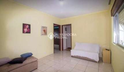 Apartamento com 2 quartos à venda na Rua Lasar Segall, 530, São Sebastião, Porto Alegre, 56 m2 por R$ 174.900